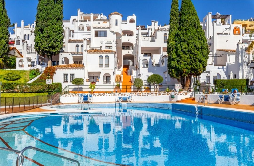Apartamento Maika Benalsun Pueblo Evita Бенальмадена Экстерьер фото
